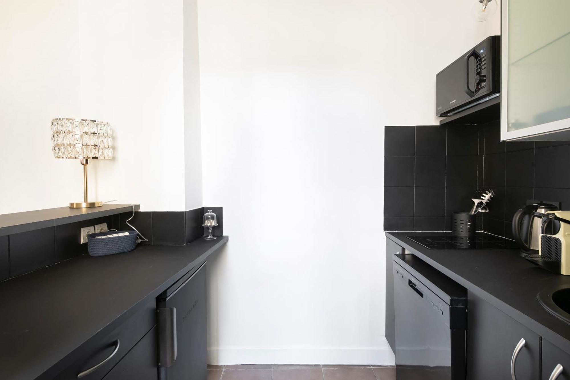 Aparthotel 123paris 4*